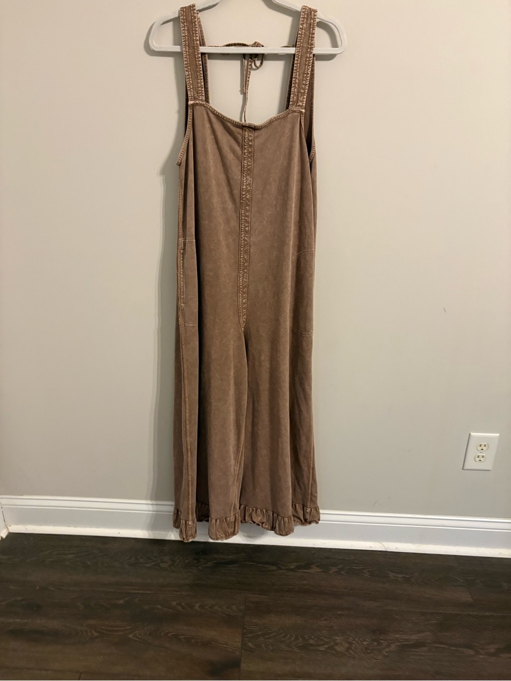 mittoshop Neutral Taupe Wide-Leg Tie-Shoulder Jumpsuit